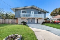 Building Photo - Beautifully updated San Antonio home by Botanical Garden