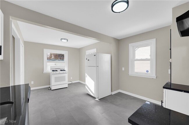 Building Photo - 20570 Morris Ave