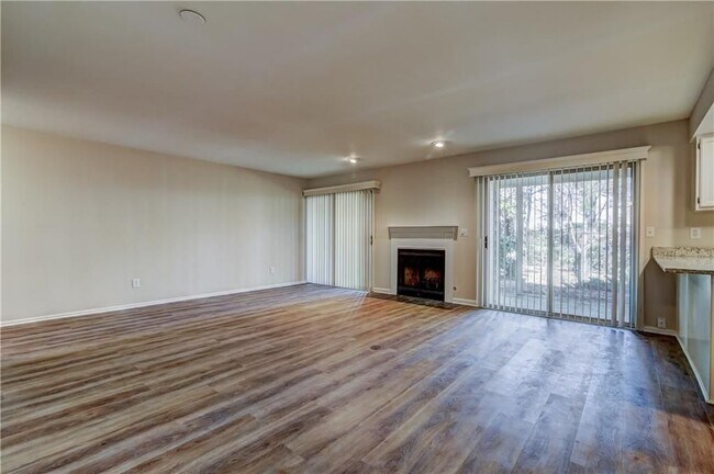 Building Photo - 123 Fair Haven Way