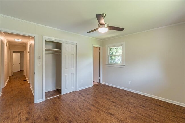 Building Photo - 3213 Bobbie Ln