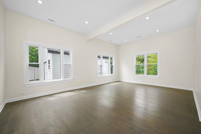 Building Photo - 9771 W 143rd St