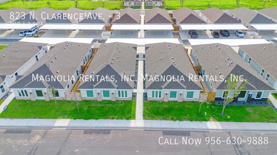 Building Photo - 823 N Clarence Ave