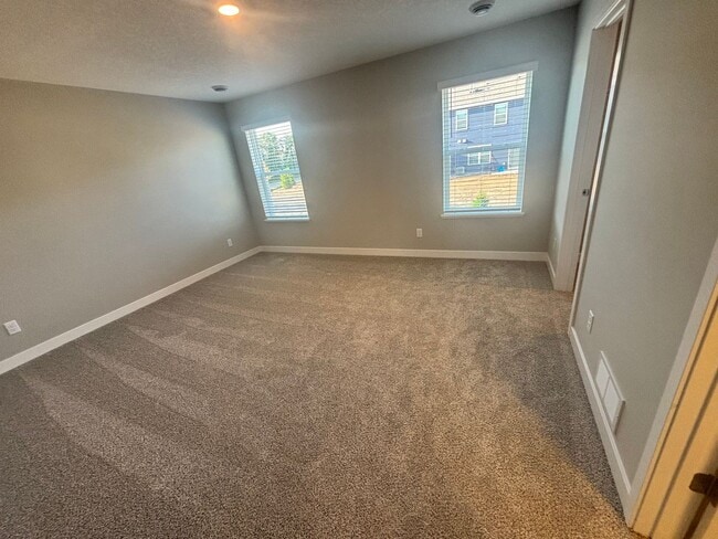 Building Photo - Be the First to live in this Woodbury Town...