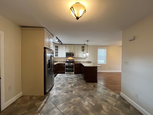 Building Photo - 6368 Morrowfield Ave