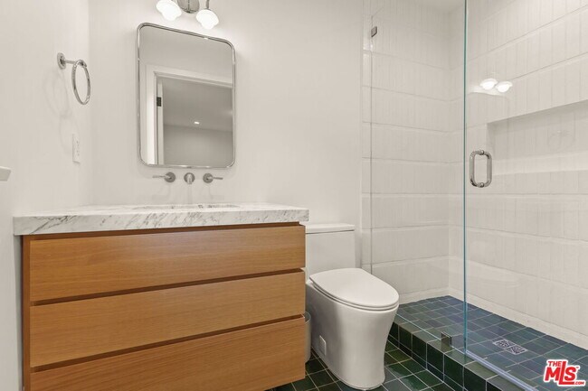 Building Photo - 17620 Camino De Yatasto