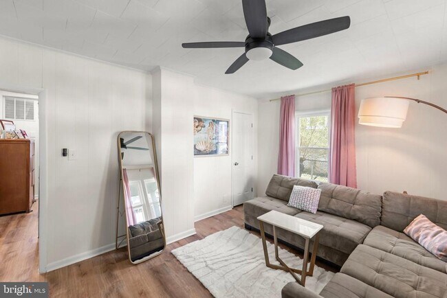 Building Photo - 31 W Southwerk St