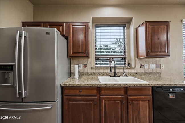 Building Photo - 16275 N 98th Pl