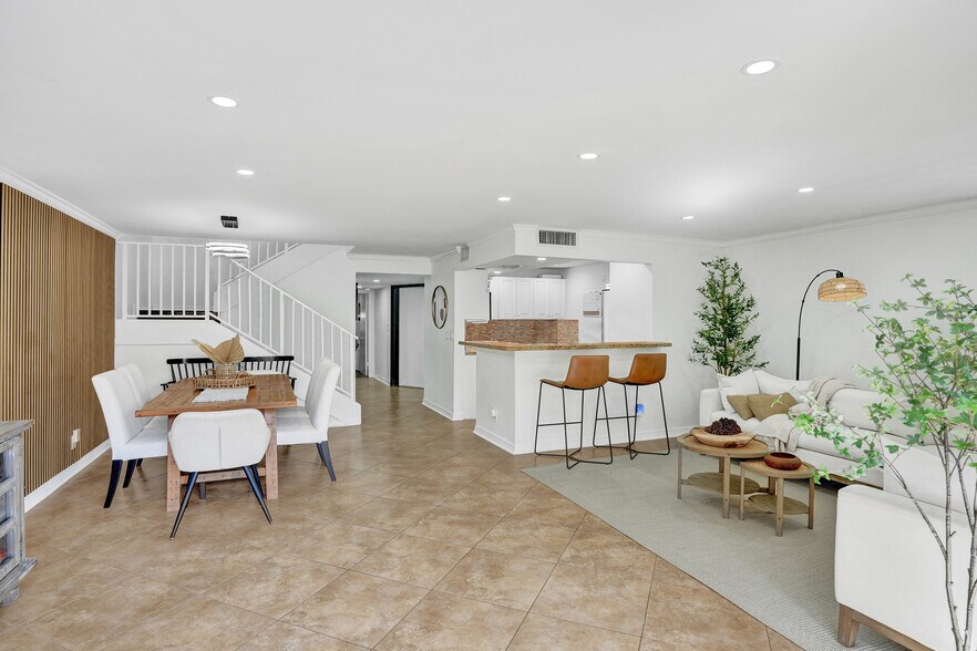 Building Photo - 1844 NE 26th Ave