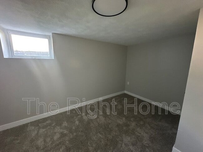 Building Photo - 4525 N 70th St