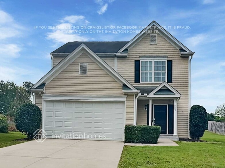 Primary Photo - 1009 Fort Clapsop Ct