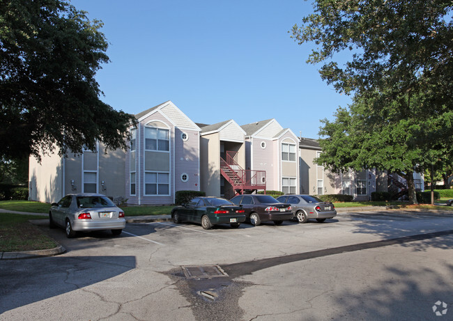 Primary Photo - Raven Crossings Apartments