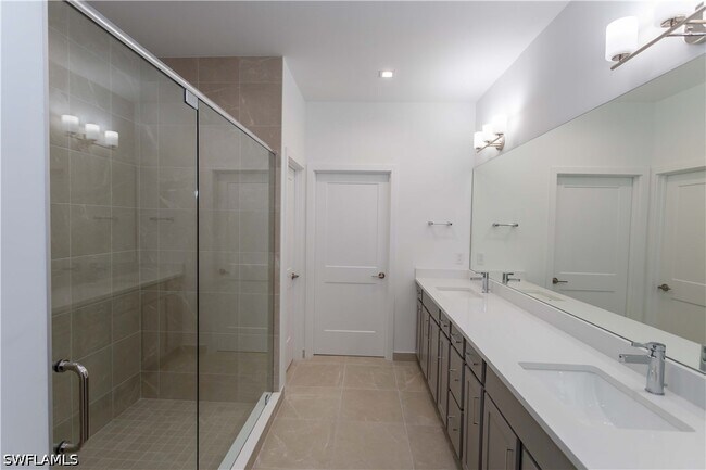 Building Photo - 13088 Georges Cay Pl
