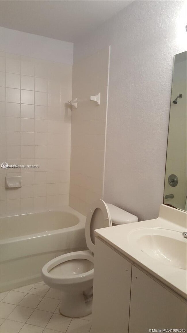 Building Photo - 1260 SE 31st Ct