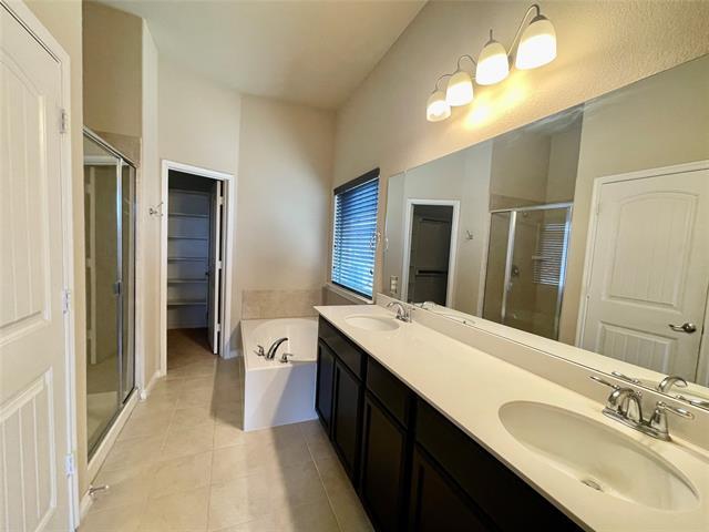 Building Photo - 543 Haven Dr
