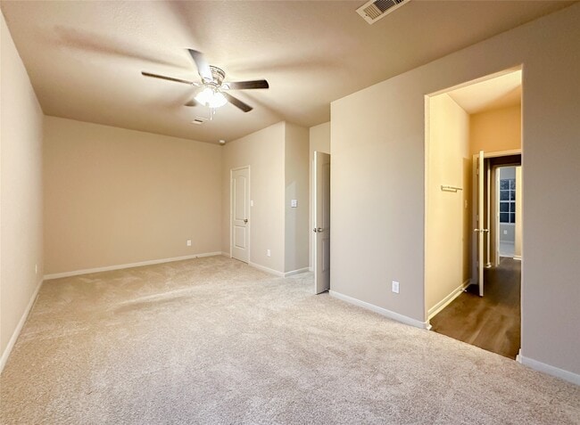 Building Photo - 16771 Mammoth Springs Dr