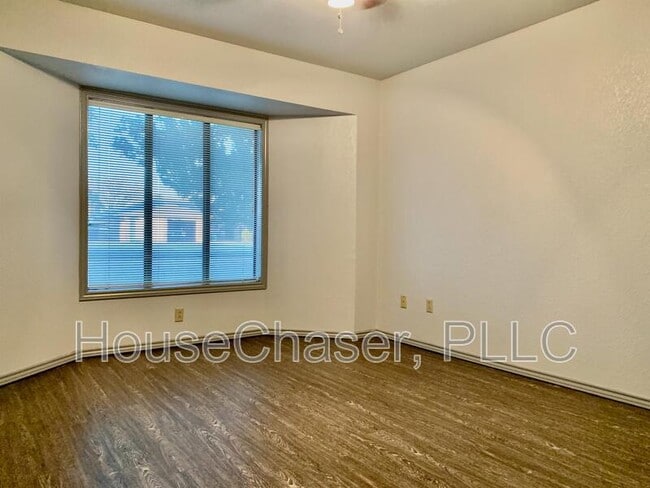 Building Photo - 4819 14th St