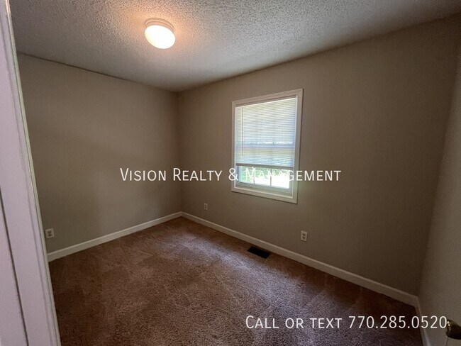 Building Photo - 750 Blandenburg Rd
