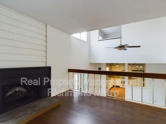 Building Photo - 1707 Foxfire Cir