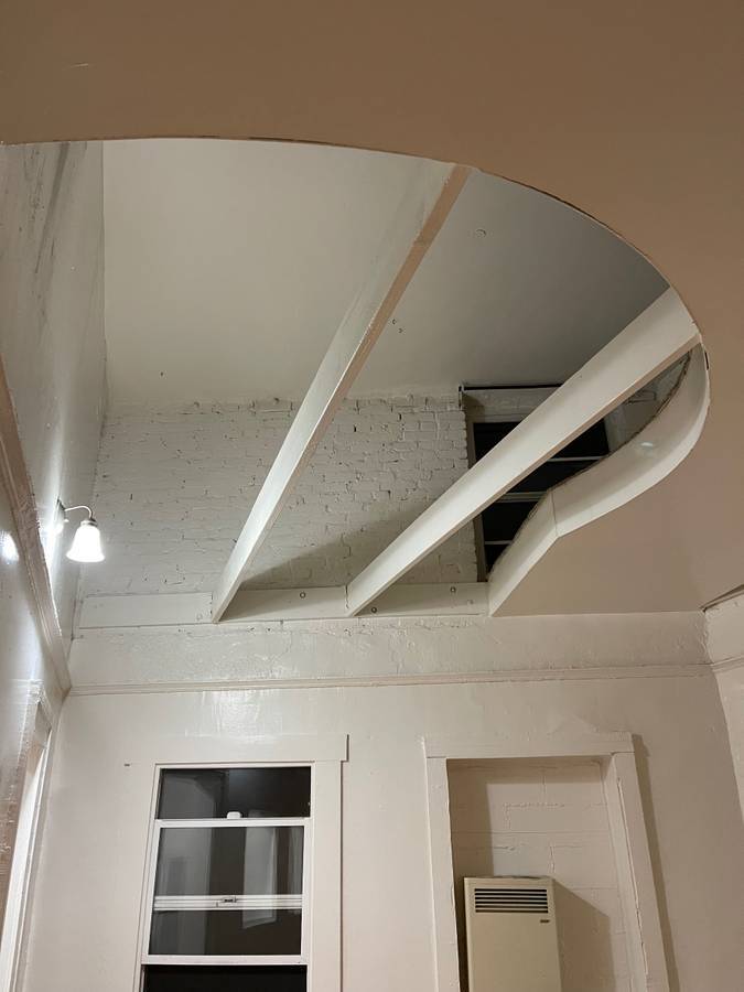 loft designed by architect tenant - 4013 W Sunset Blvd