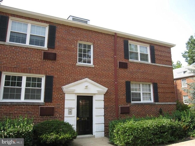 Building Photo - 4374 N Pershing Dr