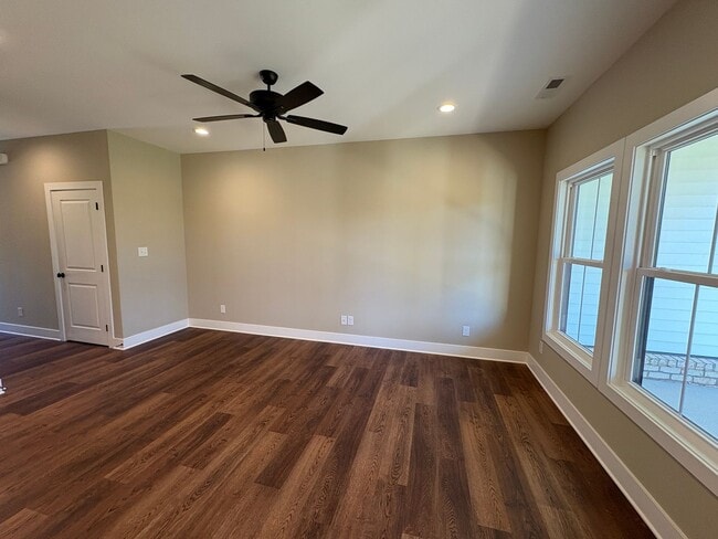 Building Photo - Beautiful new townhouse with garage! First month is free!