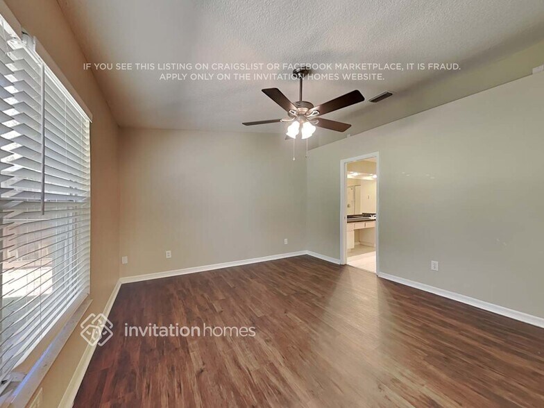 Building Photo - 4709 Rockingchair Dr