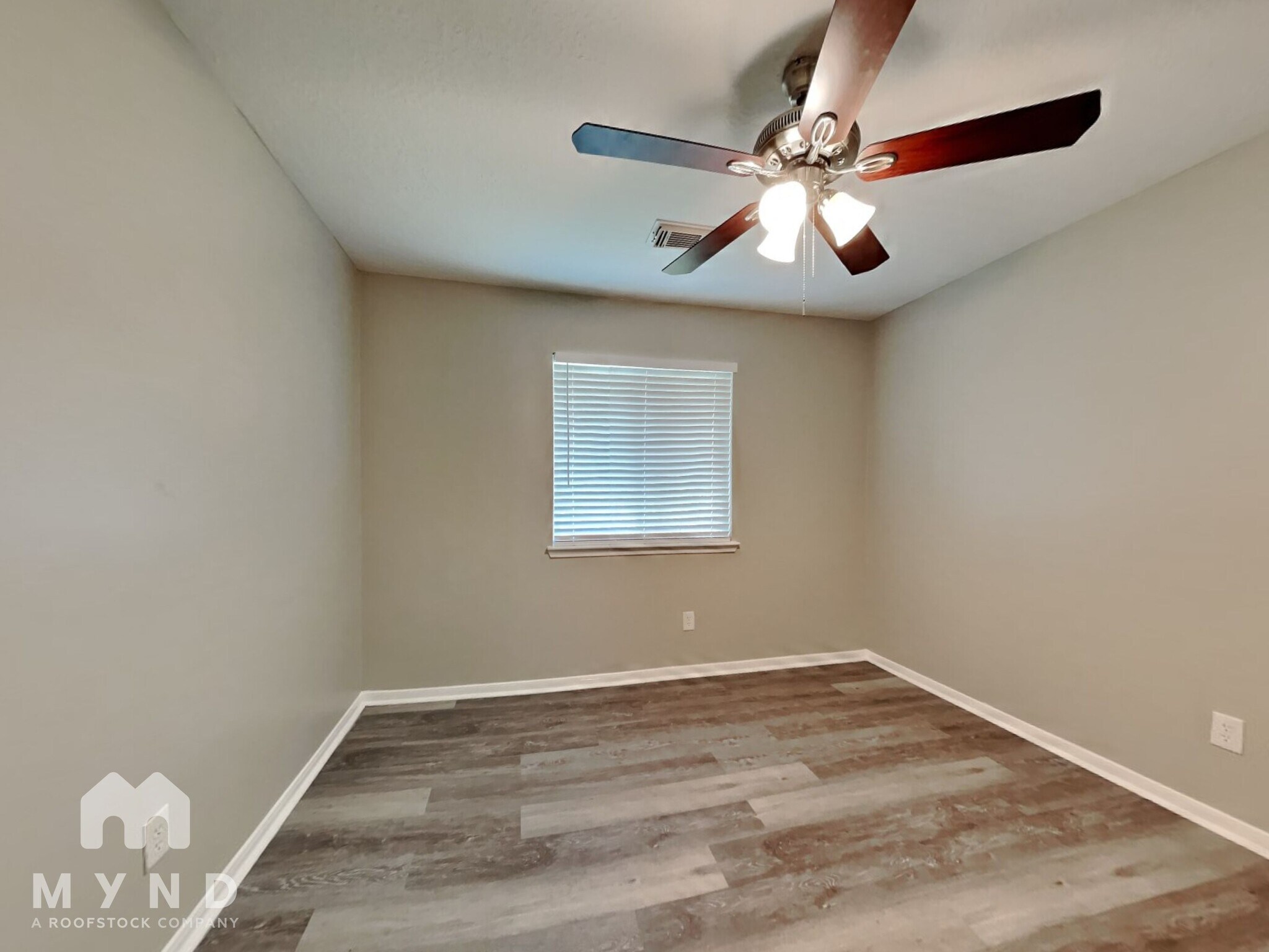 Building Photo - 4334 Egret Dr