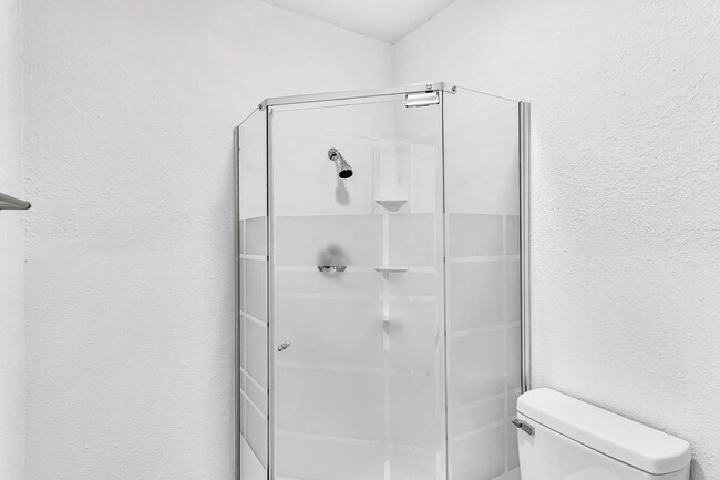 Primary Photo - Newly Renovated Studio Apartment in Hollis...