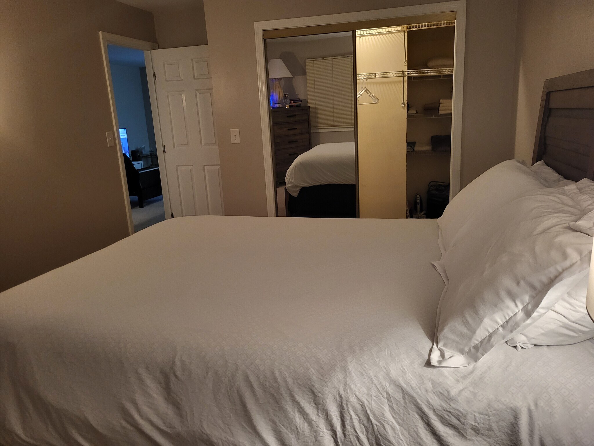 Bedroom - 335 Glendale Ave