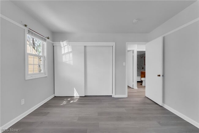 Building Photo - 20117 Butternut Ln