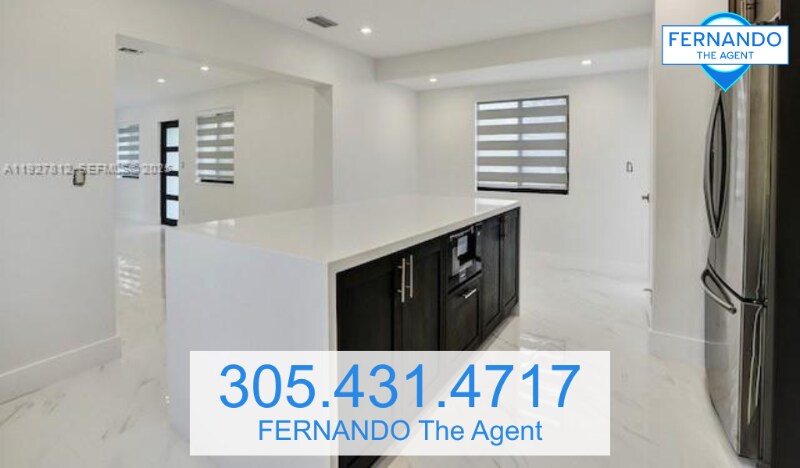 Building Photo - 7881 Hope St