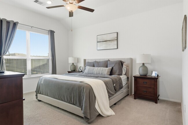 Building Photo - 358 Jewett Meadow Dr