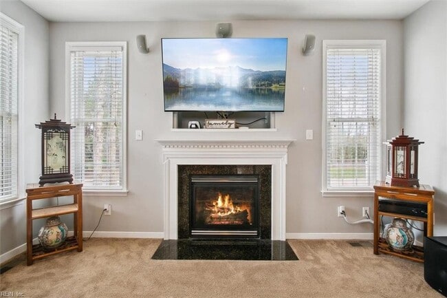 Building Photo - 5681 Regal Ct