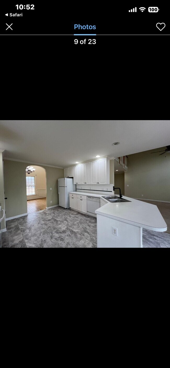 Building Photo - 809 Barneswyck Dr