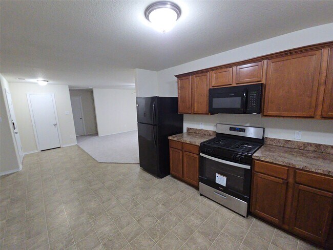 Building Photo - 810 Lightningbug Ln
