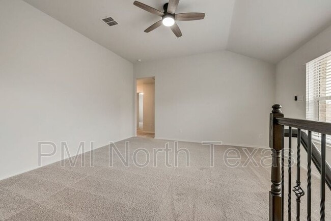 Building Photo - 1713 Wayne Ln