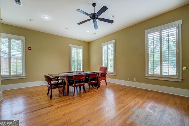 Building Photo - 4165 Raphael Street