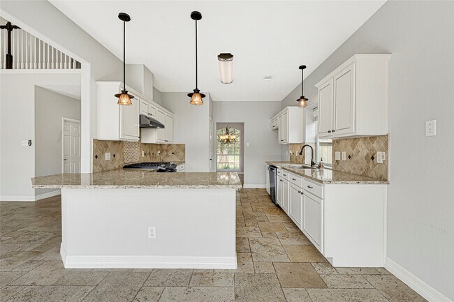 Building Photo - 14450 Eastern Redbud Ln