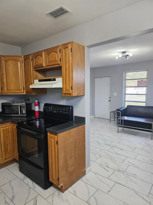 Building Photo - 9360 SW 168th St