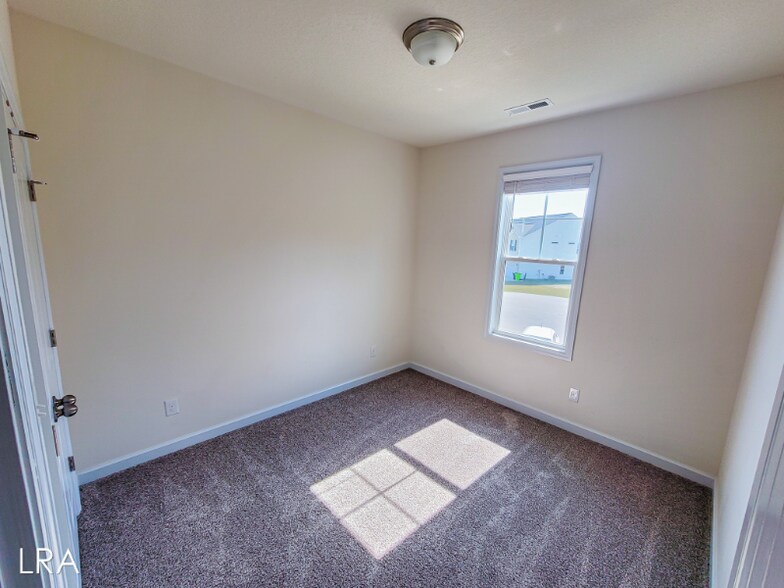 Building Photo - 522 Shallotte Ln