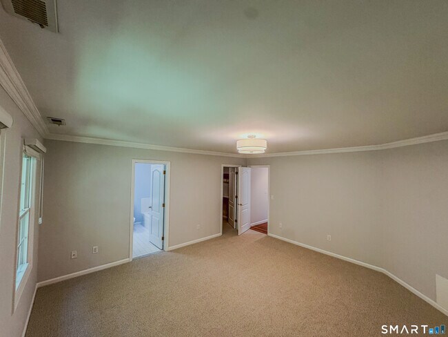 Building Photo - 123 Governor Trumbull Way