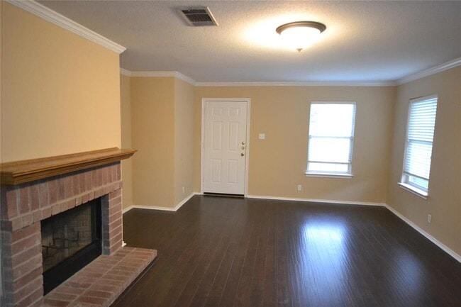 Building Photo - 2106 Hawksbury Way