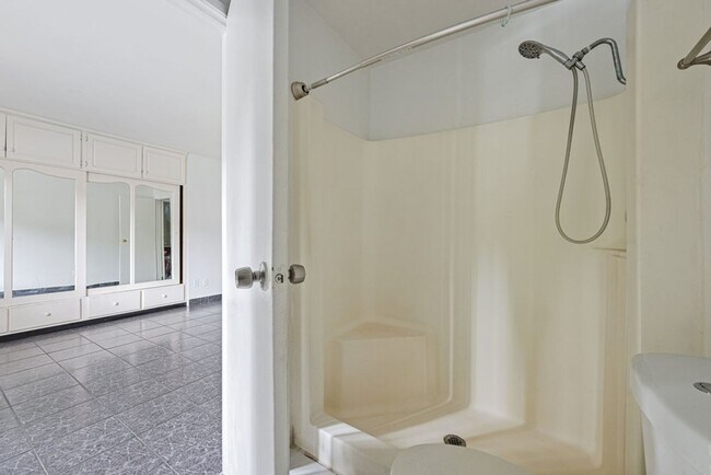 Building Photo - 5462 Adobe Falls Rd