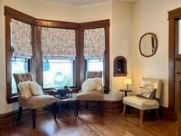 Building Photo - 925 S Cass St