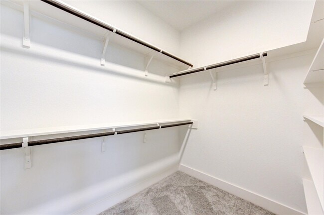 Building Photo - 18515 Parkland Row Dr