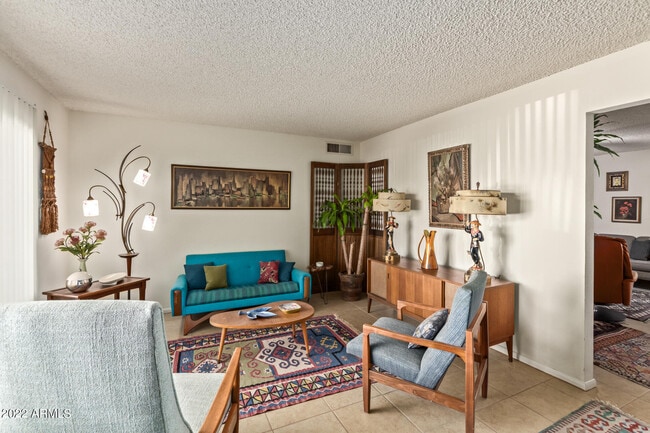 Building Photo - 12728 N 40th Pl