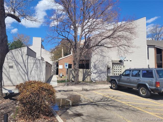 Primary Photo - 3550 S Harlan St