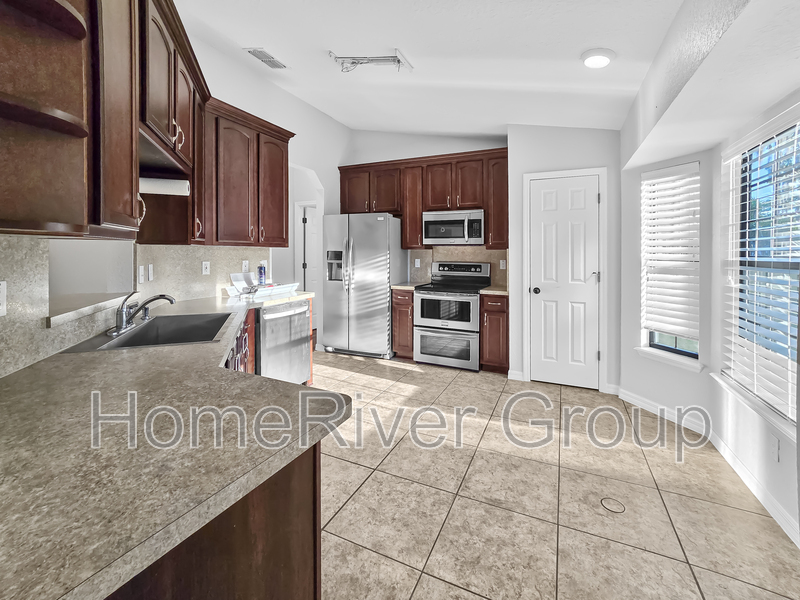 Building Photo - 4724 NW 81st Ct