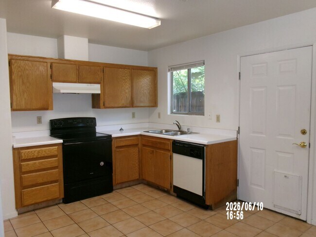 Building Photo - 2811 Brookside Dr
