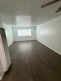 Building Photo - 8740 Lomita Dr